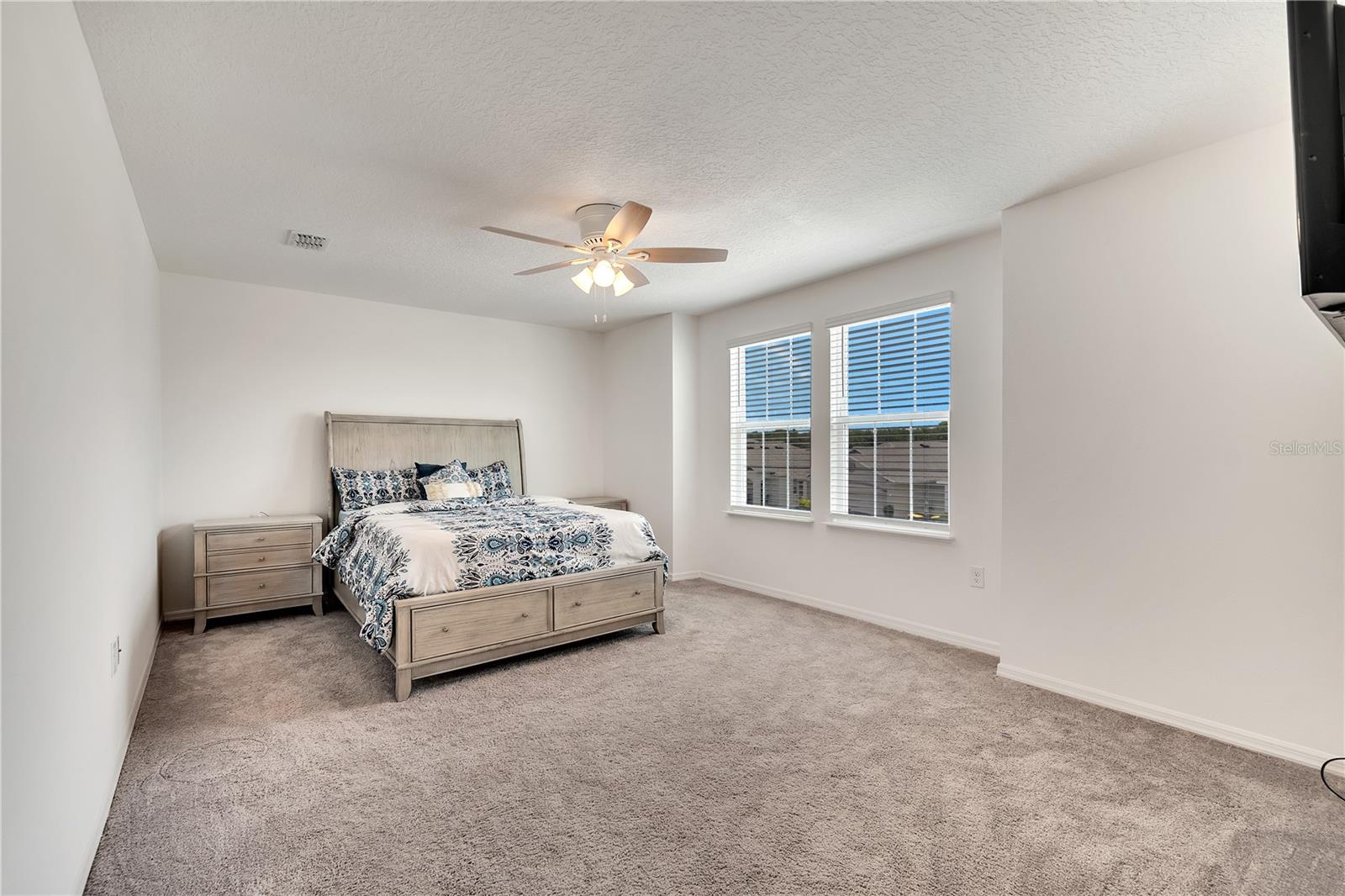 Image 14 of 28 For 900 Bocavista Court