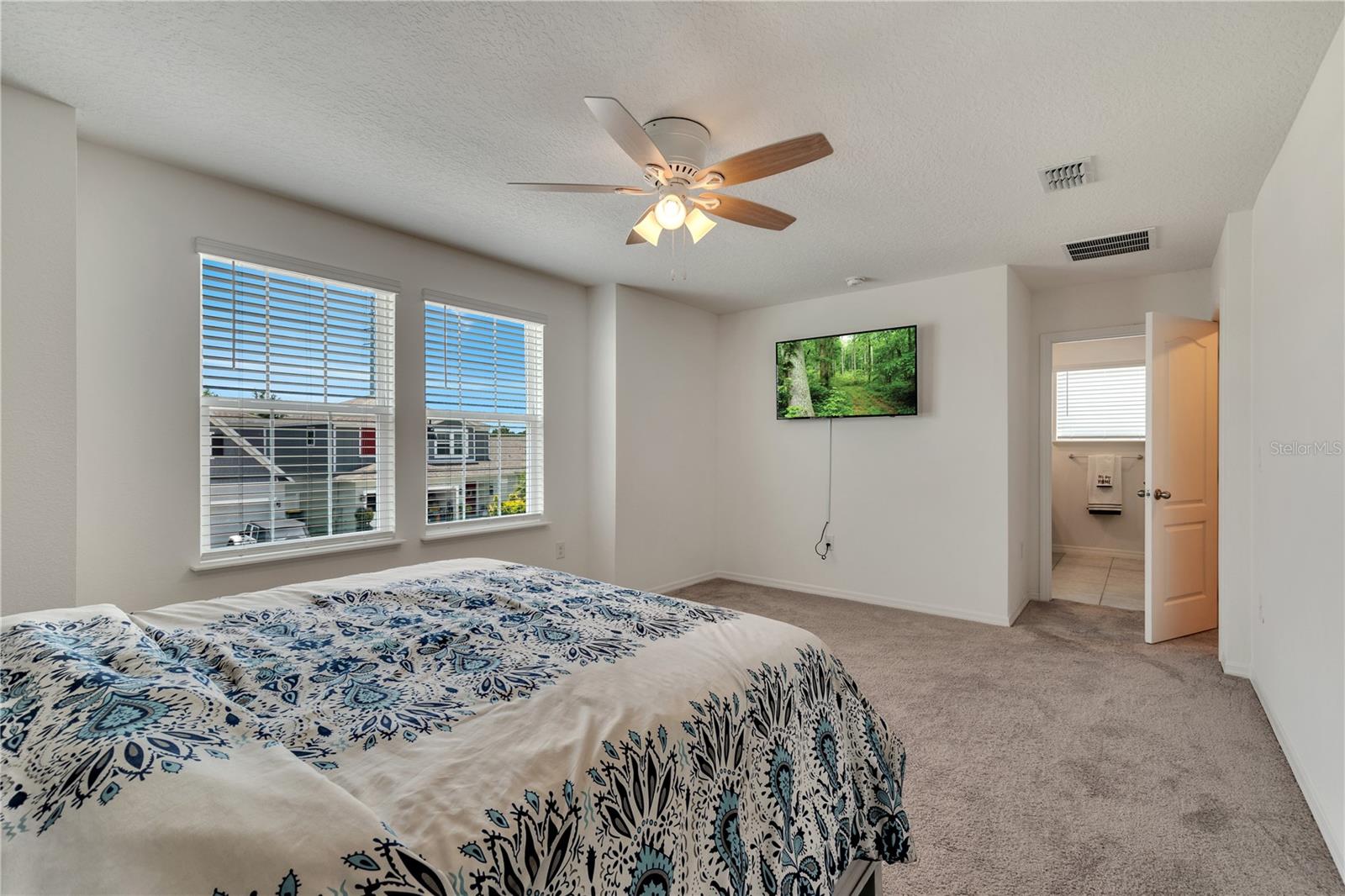 Image 15 of 28 For 900 Bocavista Court