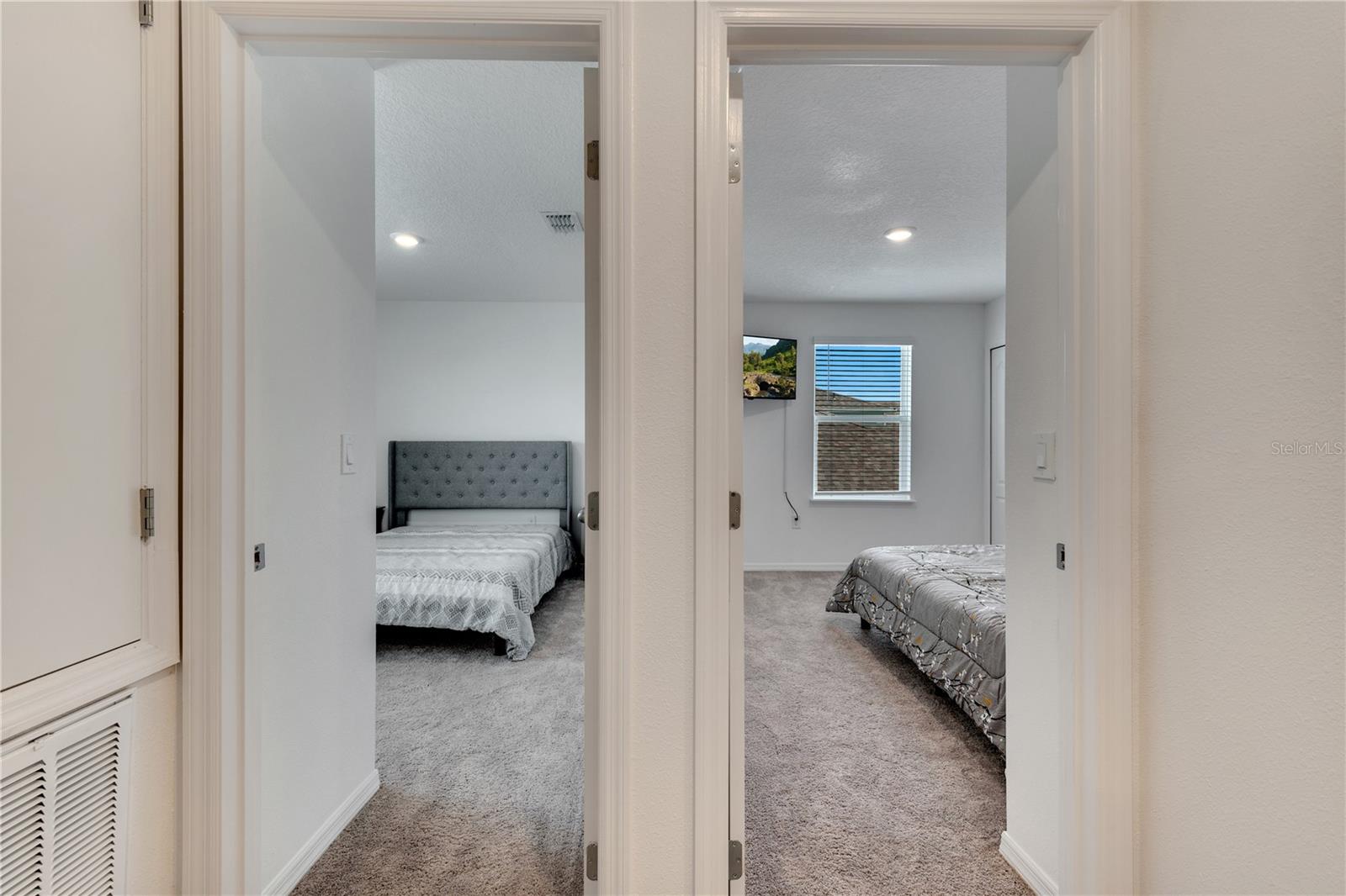 Image 23 of 28 For 900 Bocavista Court