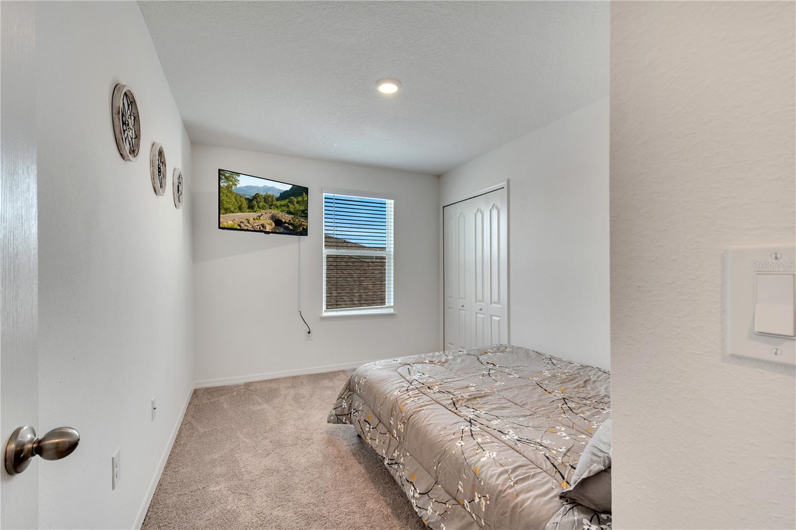 Image 24 of 28 For 900 Bocavista Court