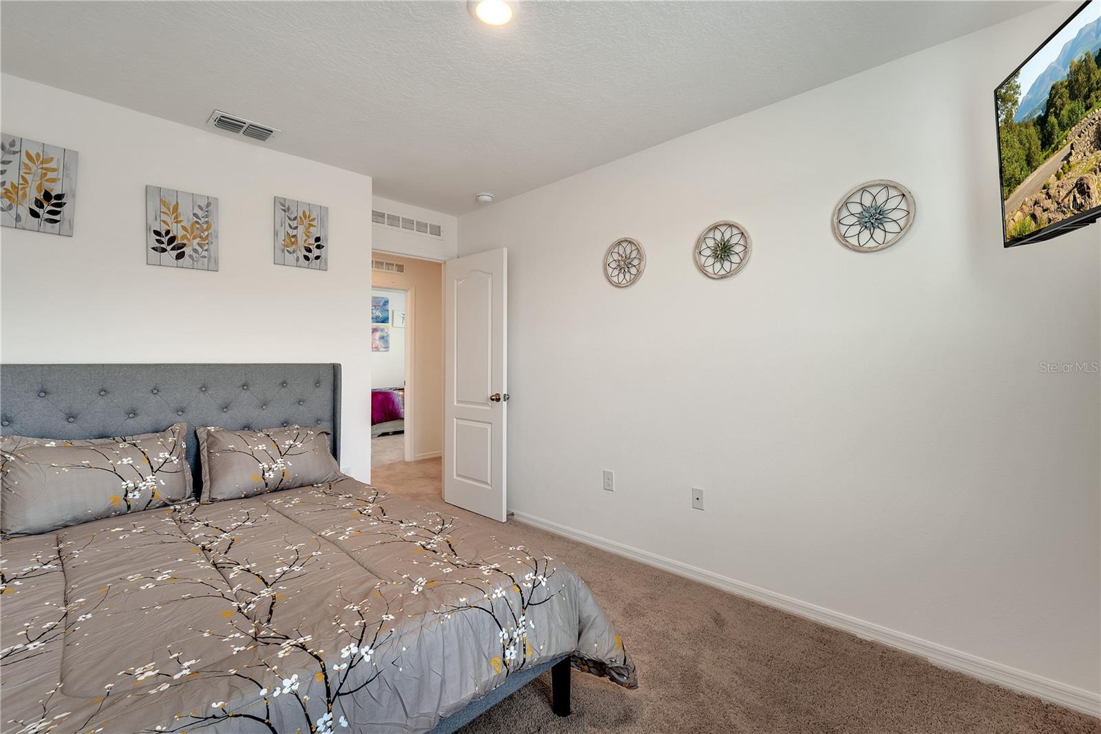 Image 25 of 28 For 900 Bocavista Court