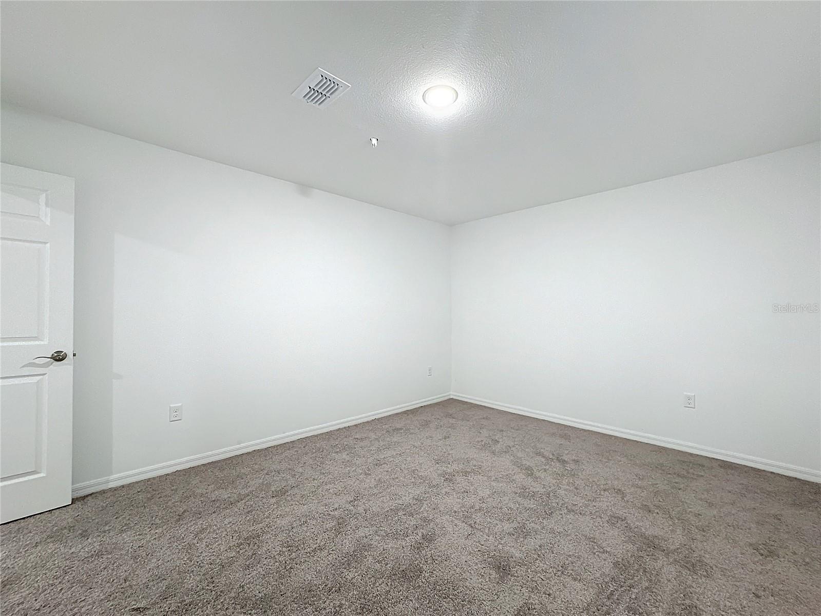 Image 37 of 54 For 1752 Barton Towne Circle