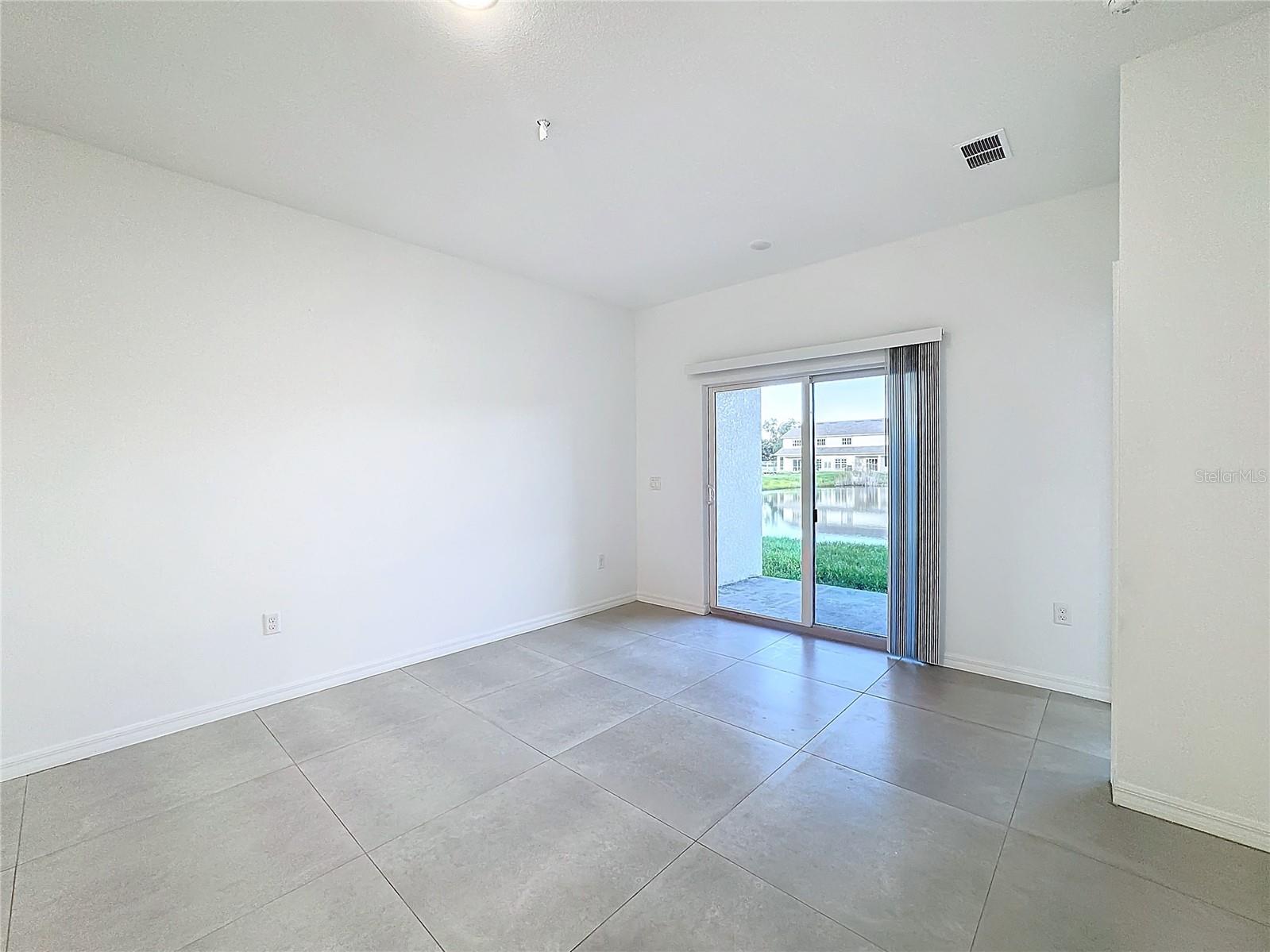 Image 17 of 53 For 1750 Barton Towne Circle