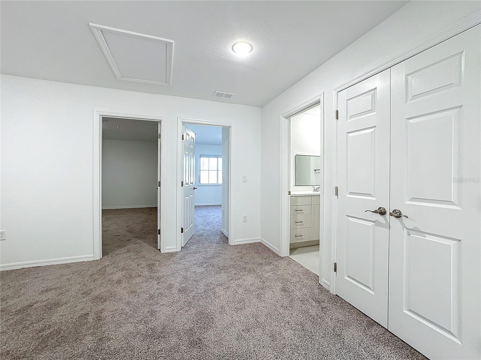 Image 29 of 53 For 1750 Barton Towne Circle