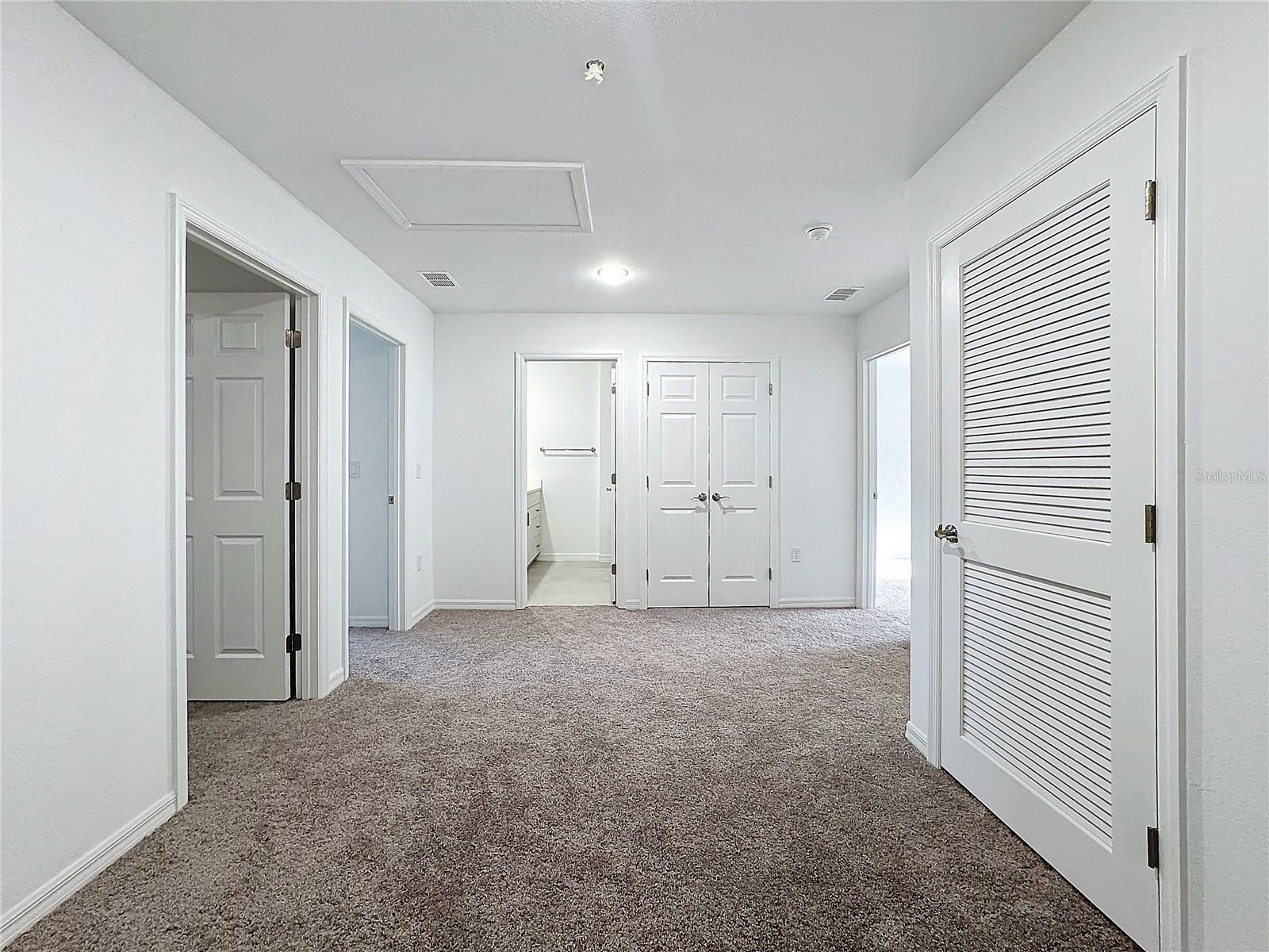 Image 31 of 53 For 1750 Barton Towne Circle