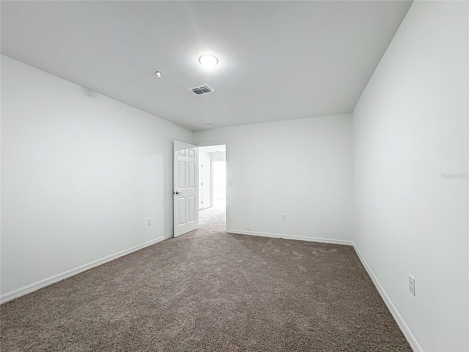 Image 37 of 53 For 1750 Barton Towne Circle