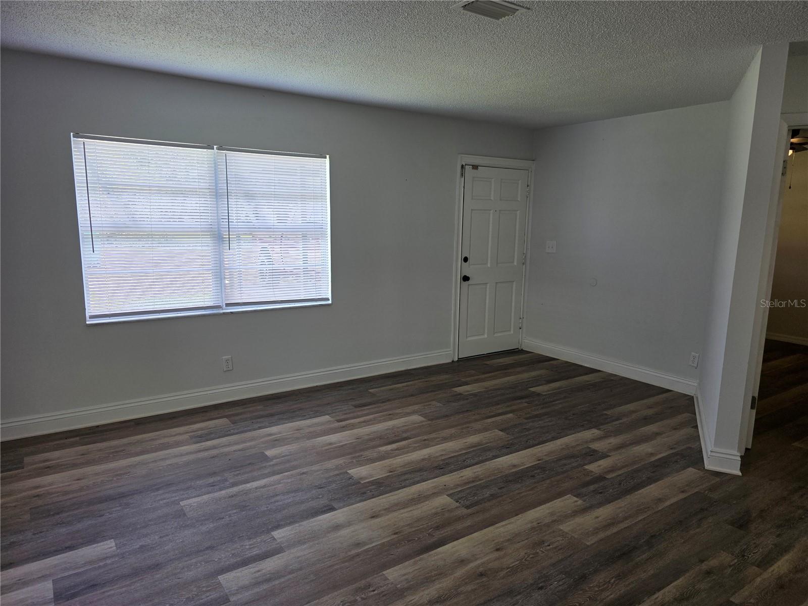 Image 5 of 17 For 6735 Park Drive