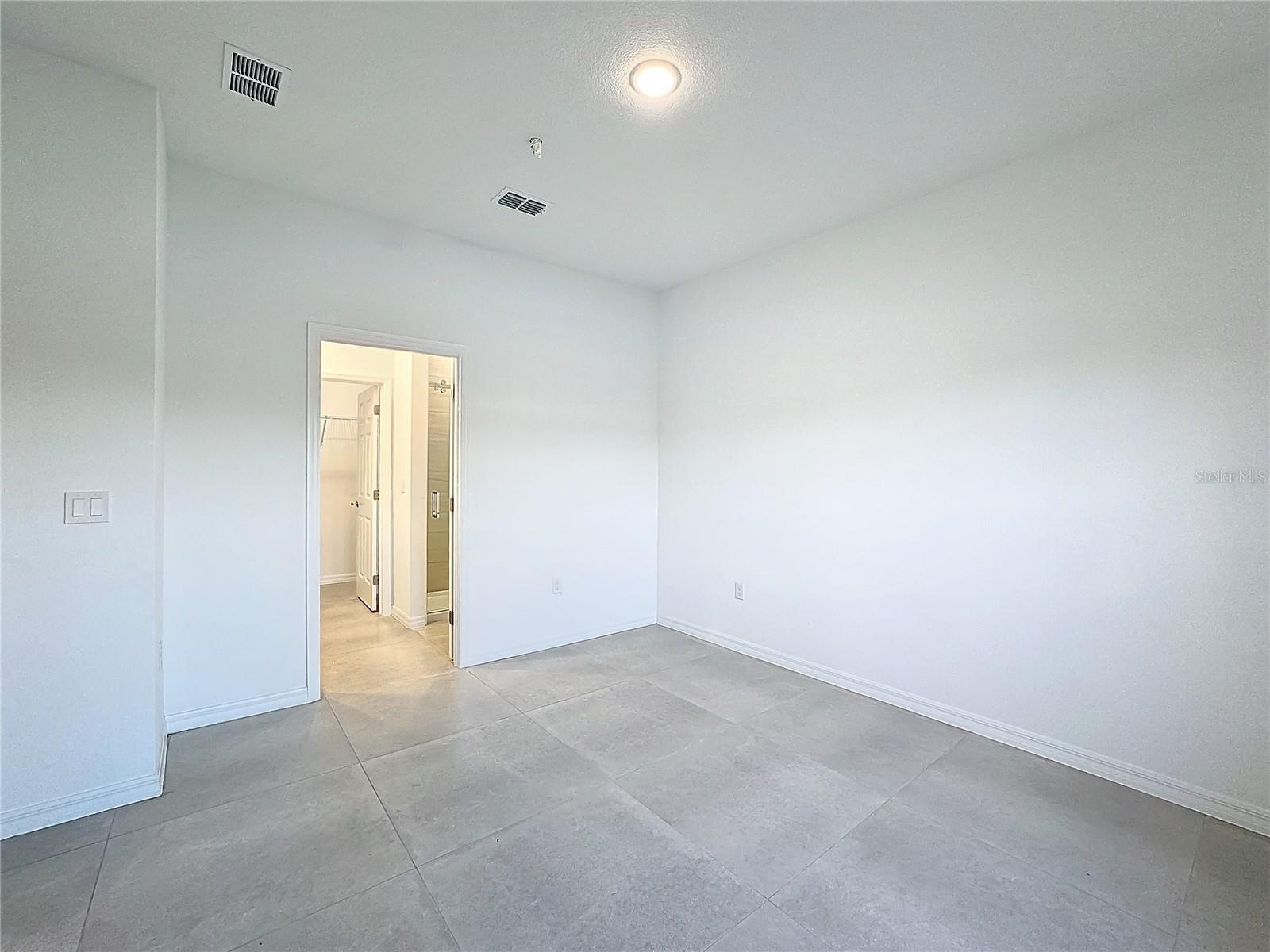 Image 26 of 53 For 1724 Barton Towne Circle