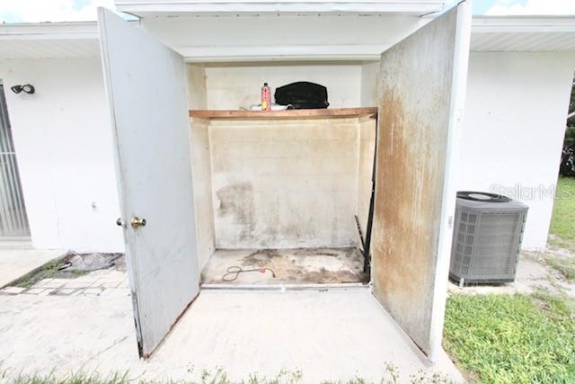 Image 9 of 9 For 12240 Eastcove Drive