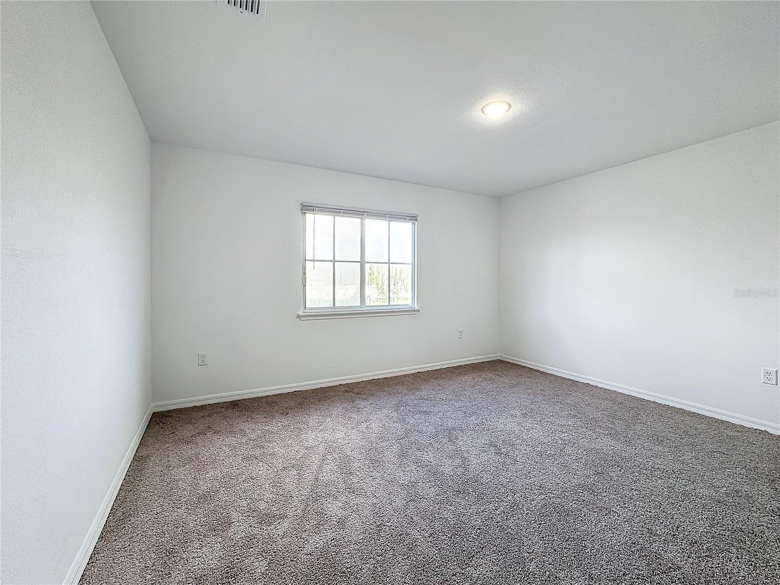 Image 31 of 56 For 1748 Barton Towne Circle