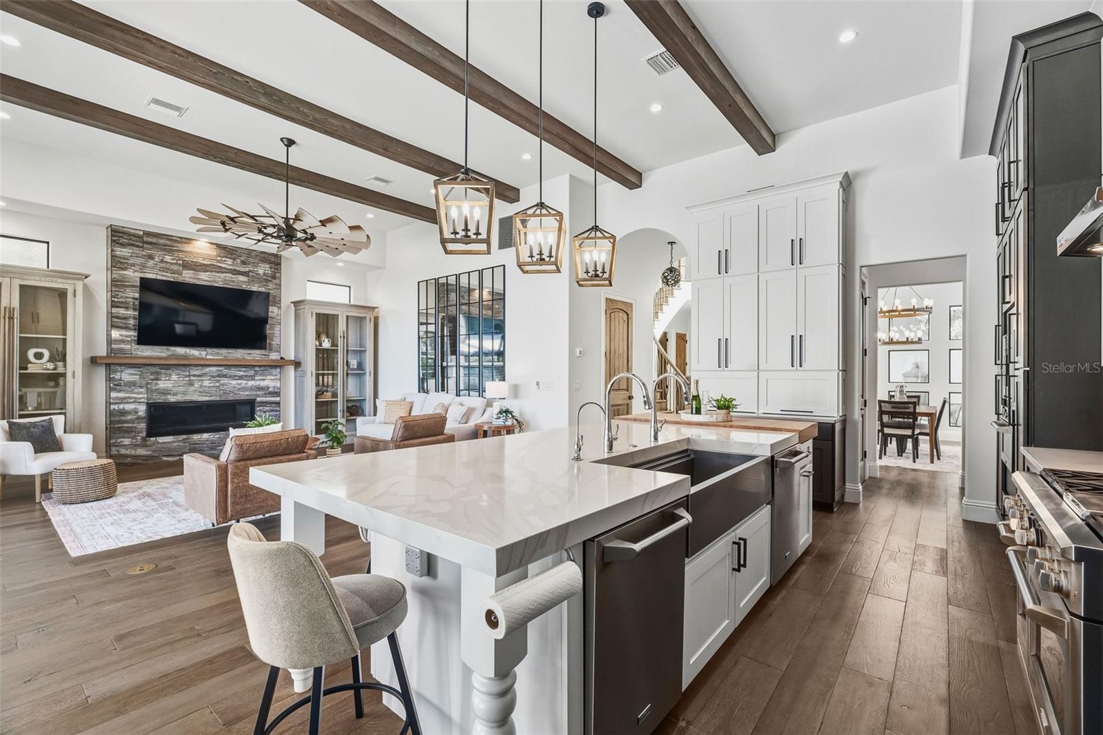 Image 14 of 46 For 560 Country Club Drive