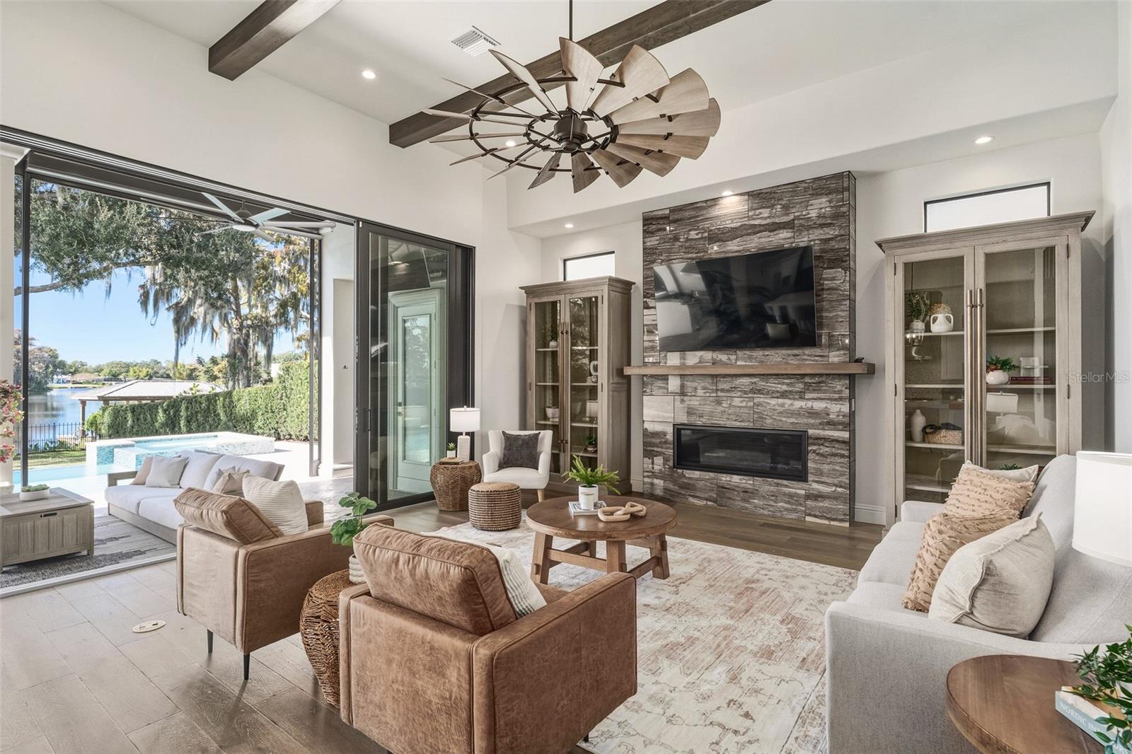 Image 16 of 46 For 560 Country Club Drive