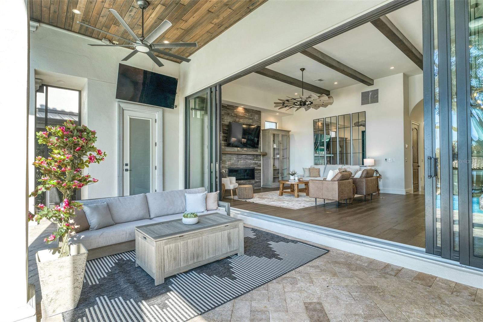 Image 17 of 46 For 560 Country Club Drive