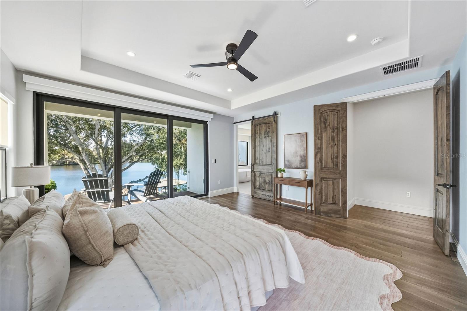 Image 25 of 46 For 560 Country Club Drive