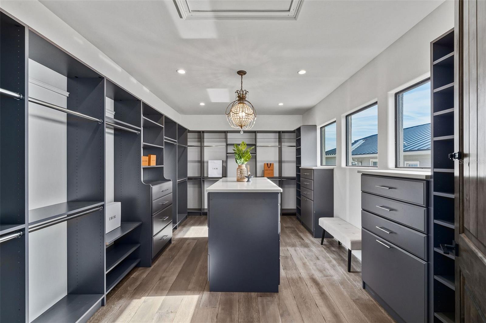 Image 28 of 46 For 560 Country Club Drive