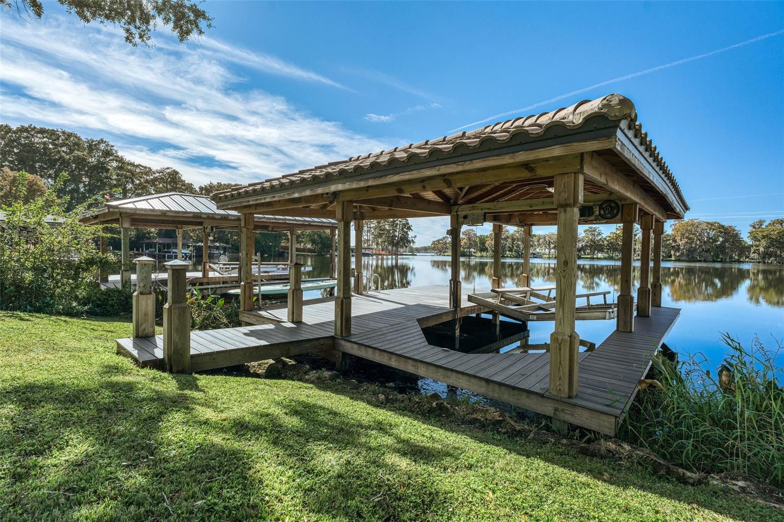 Image 3 of 46 For 560 Country Club Drive