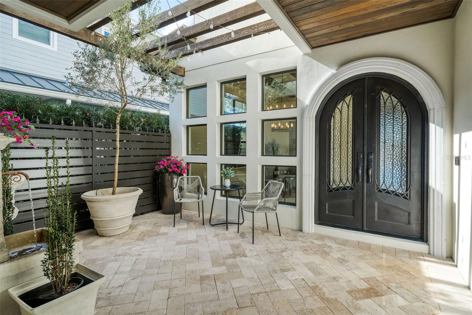 Image 5 of 46 For 560 Country Club Drive