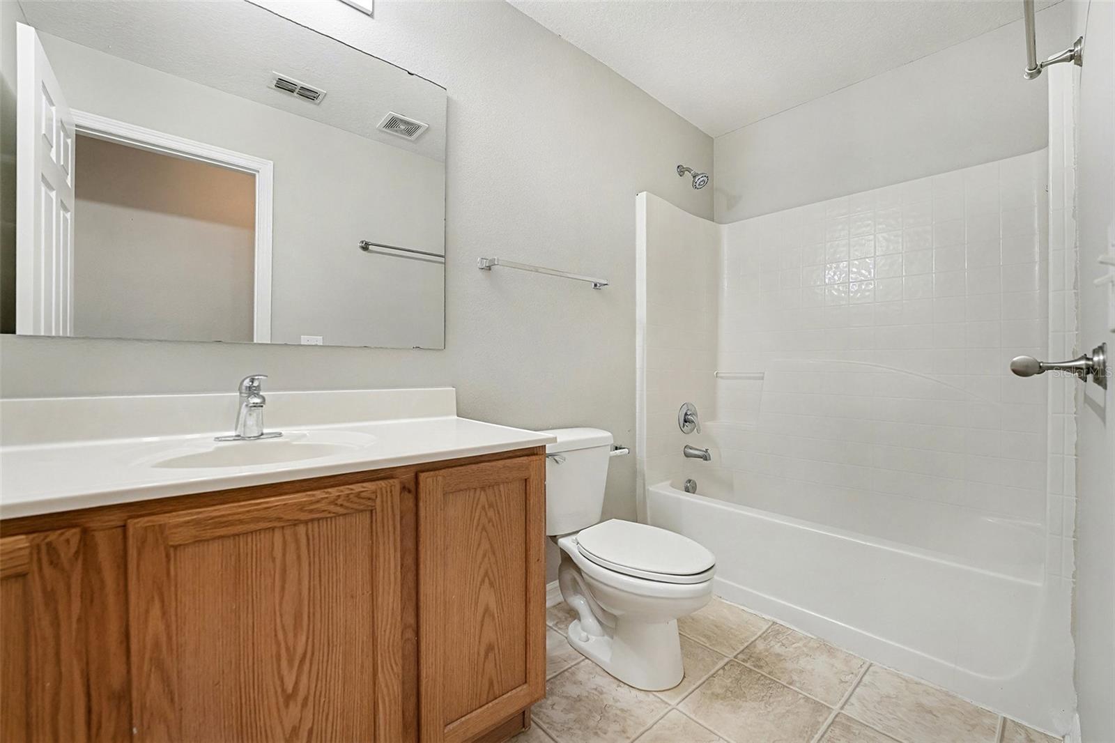 Image 22 of 25 For 1197 Kittansett Lane