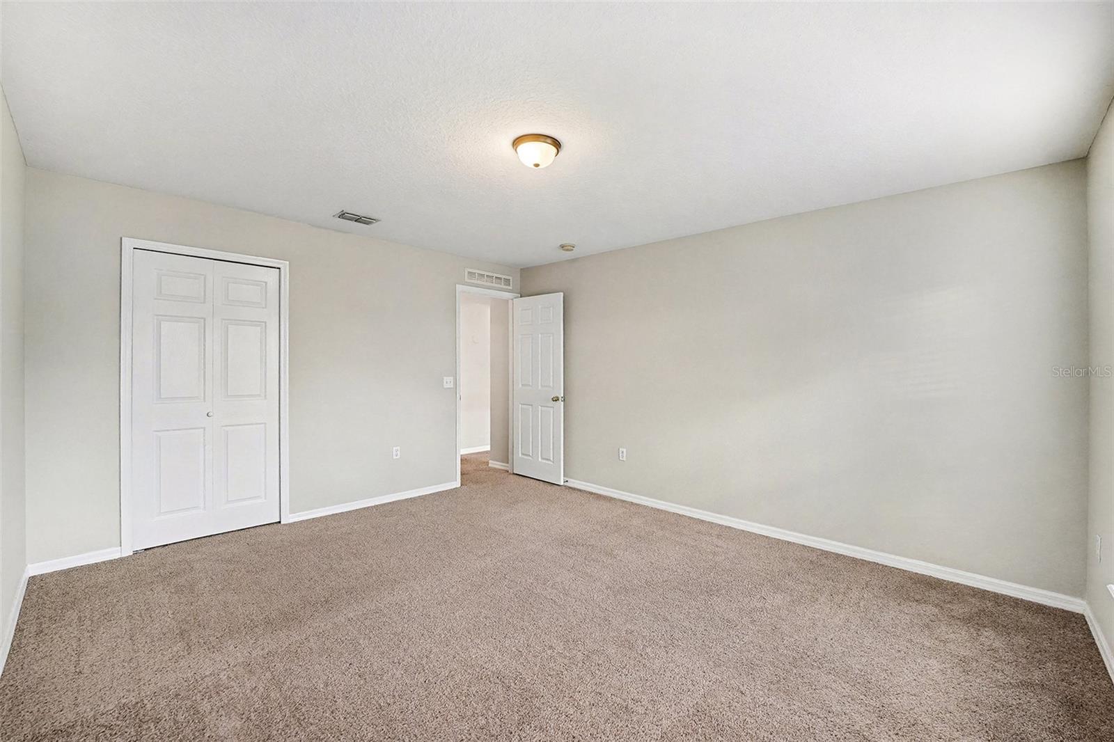 Image 5 of 25 For 1197 Kittansett Lane