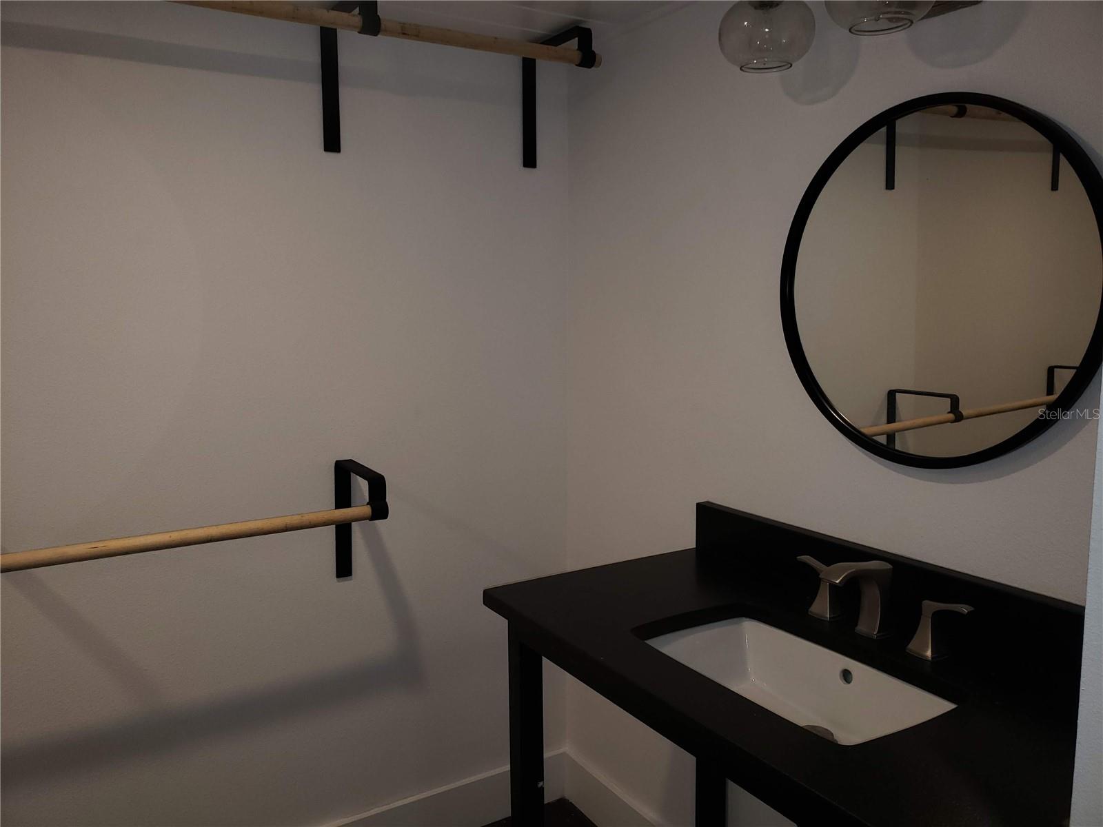 Image 16 of 33 For 205 Fairway Drive 205