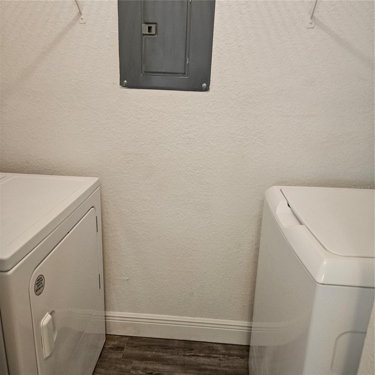 Image 10 of 15 For 2550 Alafaya Trail 6111