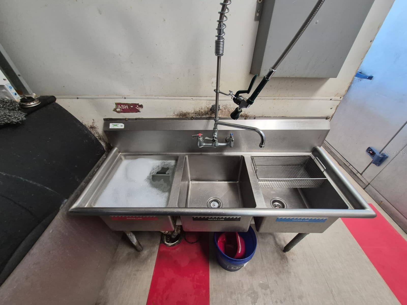 Image 11 of 19 For 7609 Us Highway 441