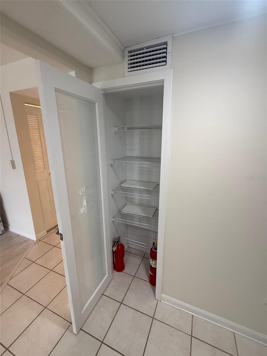 Image 13 of 42 For 925 Halifax Avenue 102