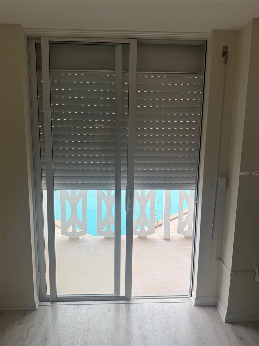 Image 37 of 42 For 925 Halifax Avenue 102