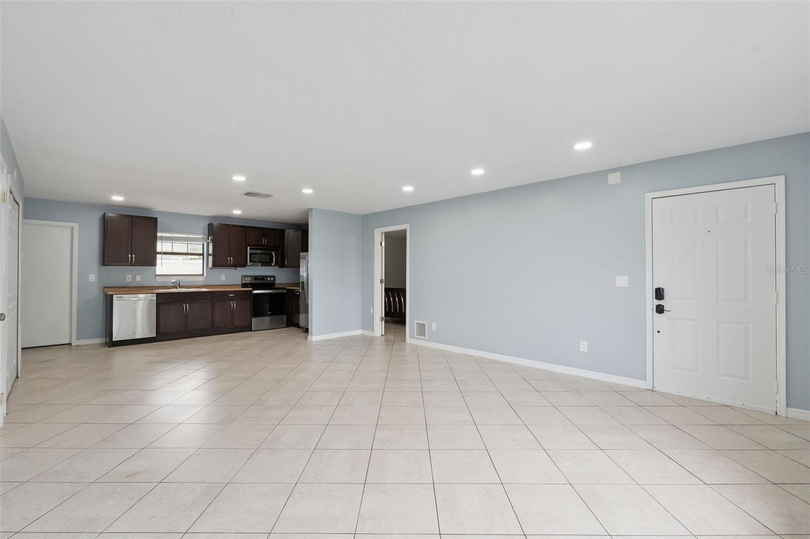 Image 11 of 31 For 5475 Bracken Court