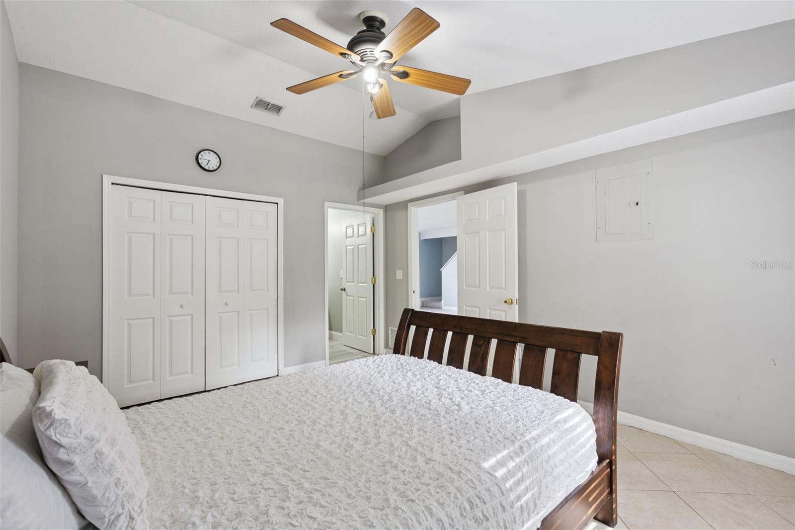 Image 14 of 31 For 5475 Bracken Court