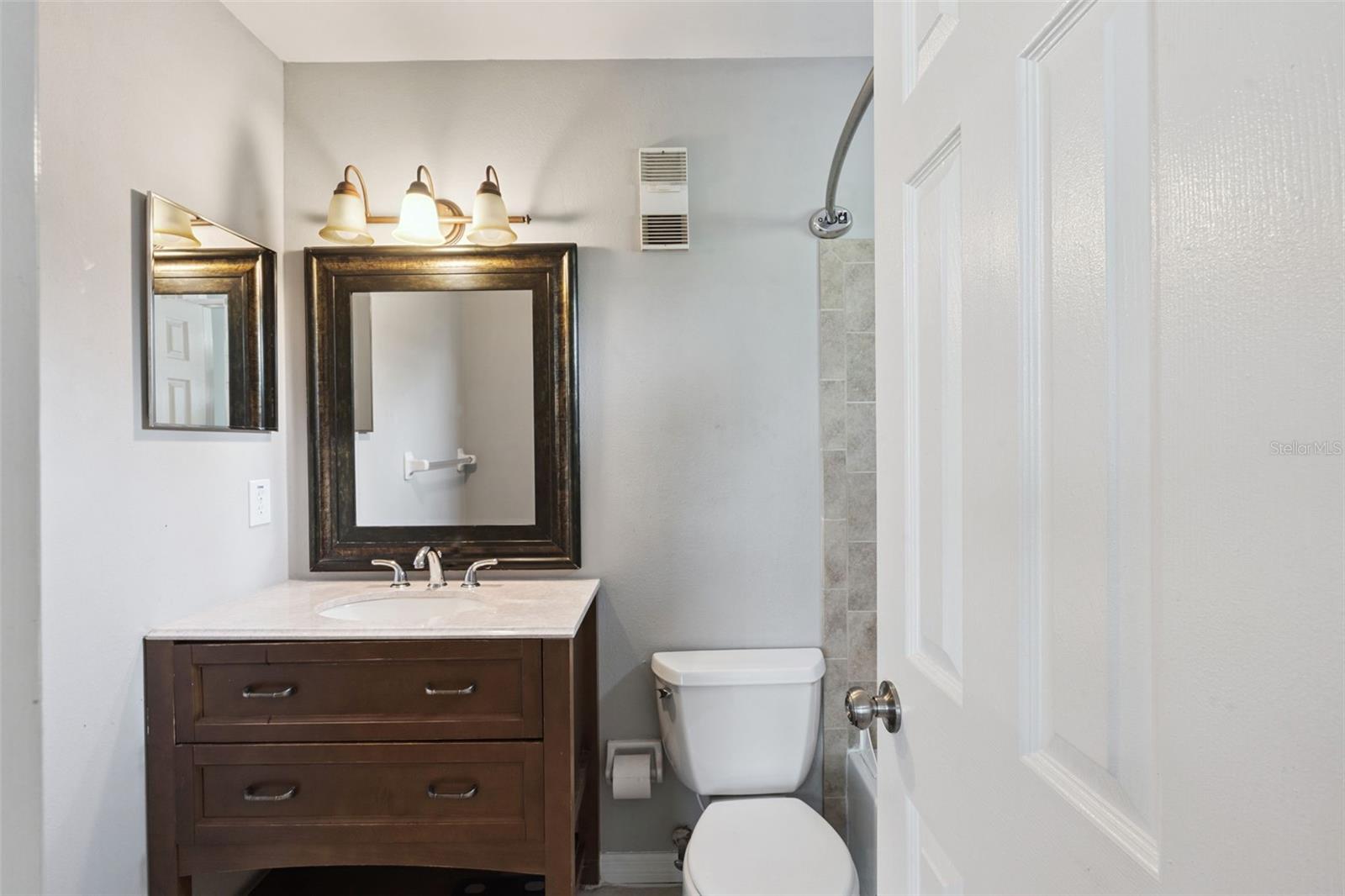 Image 21 of 31 For 5475 Bracken Court