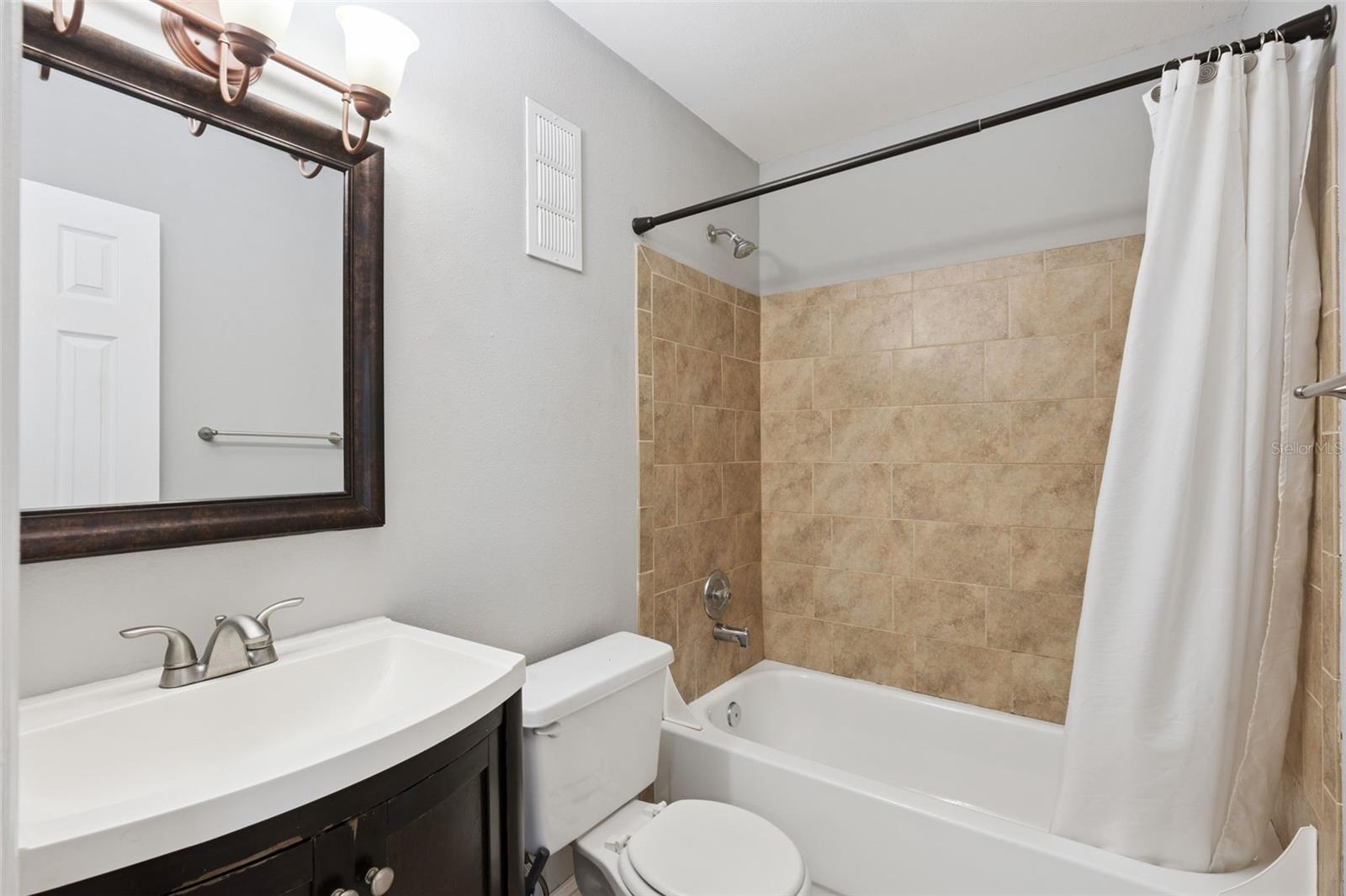 Image 26 of 31 For 5475 Bracken Court