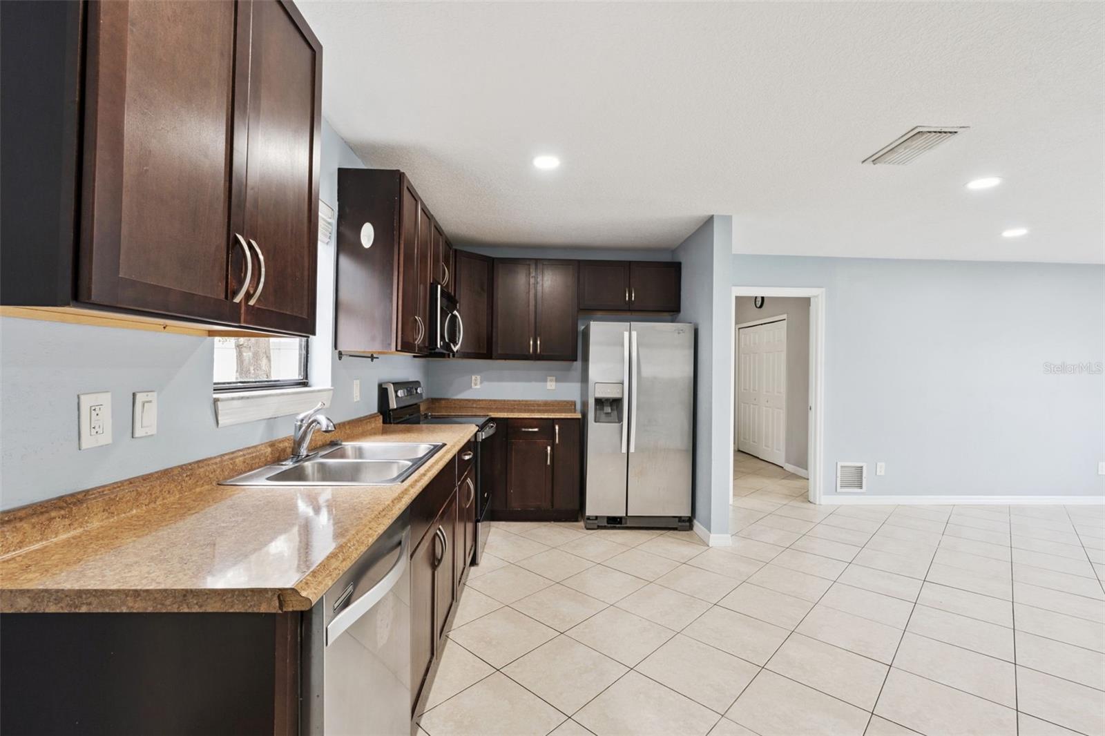 Image 8 of 31 For 5475 Bracken Court