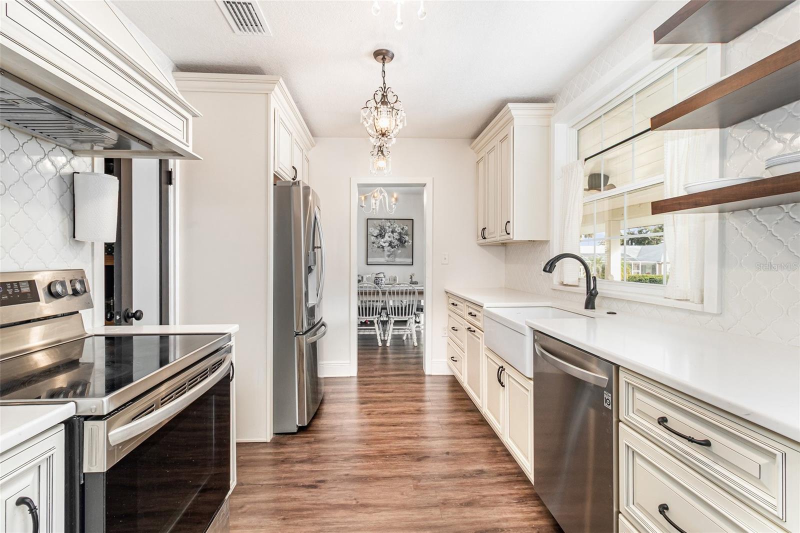 Image 13 of 51 For 1099 Grove Avenue