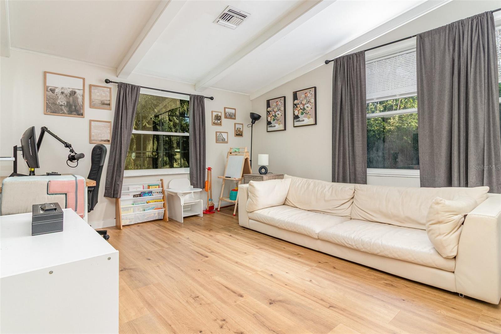 Image 36 of 51 For 1099 Grove Avenue