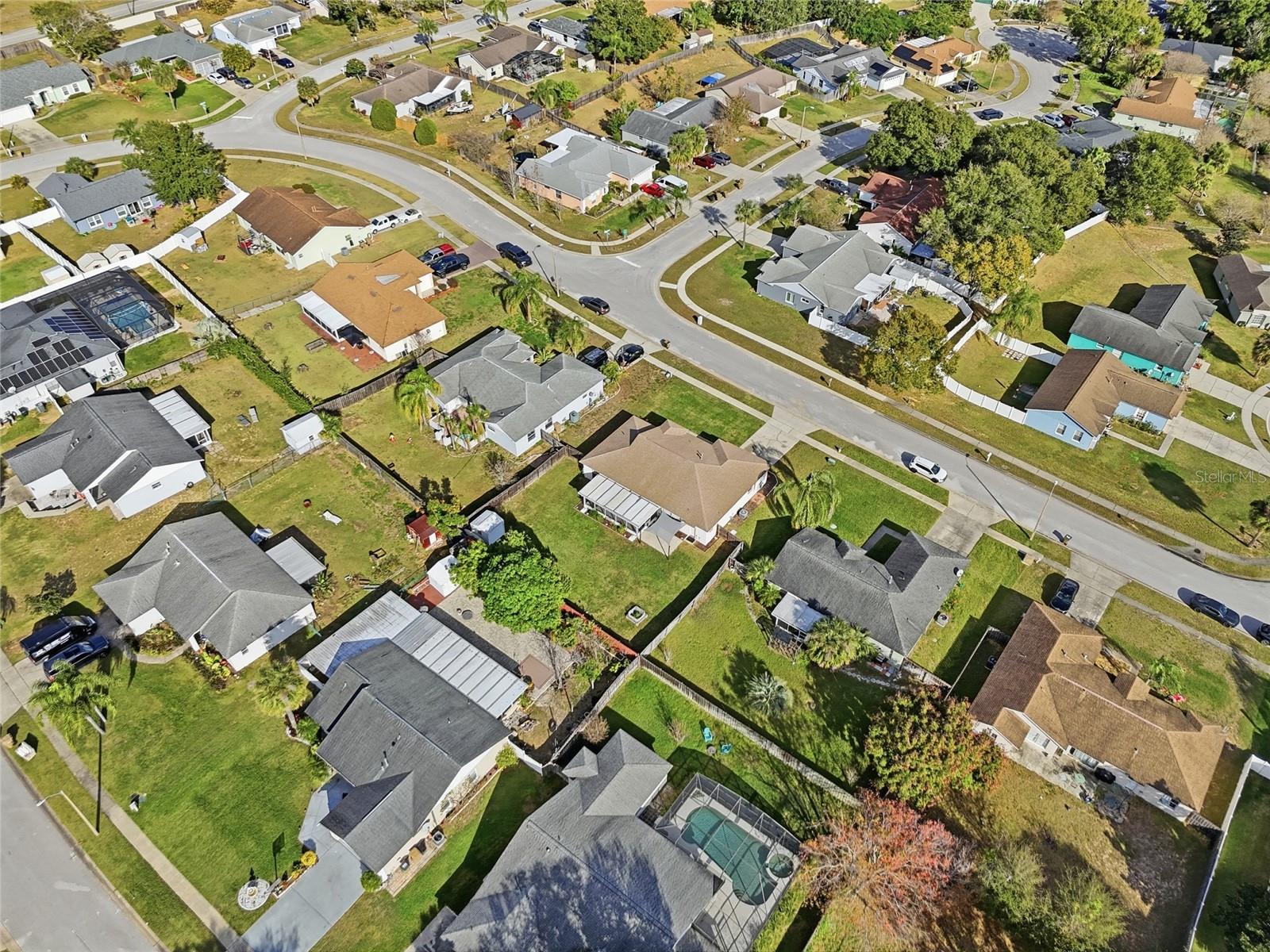 Image 34 of 42 For 14617 Pointe East Trail