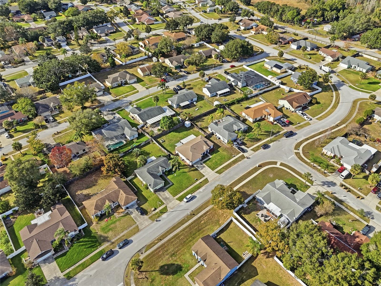 Image 39 of 42 For 14617 Pointe East Trail