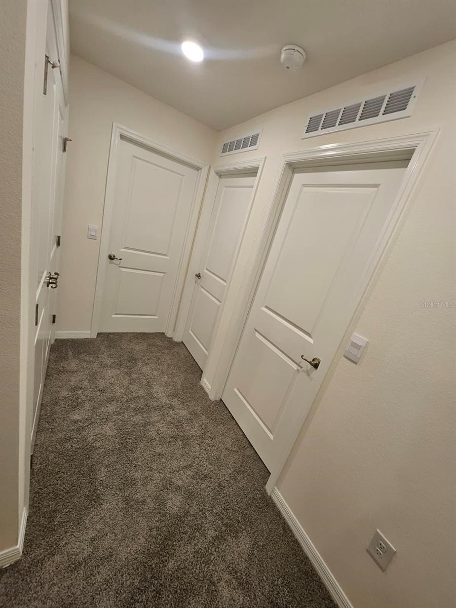 Image 18 of 25 For 6577 81st Loop