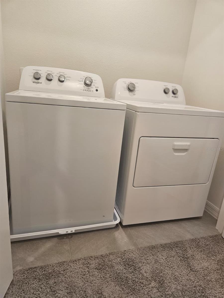 Image 21 of 25 For 6577 81st Loop