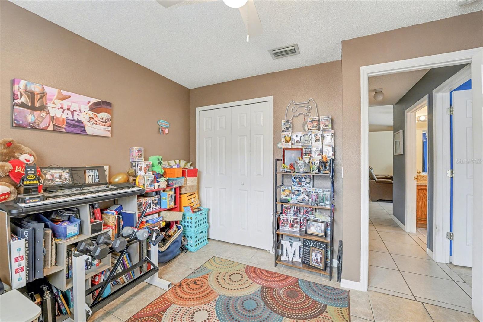 Image 20 of 27 For 2940 Evans Drive