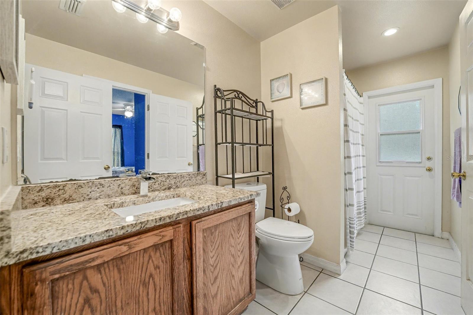 Image 23 of 27 For 2940 Evans Drive