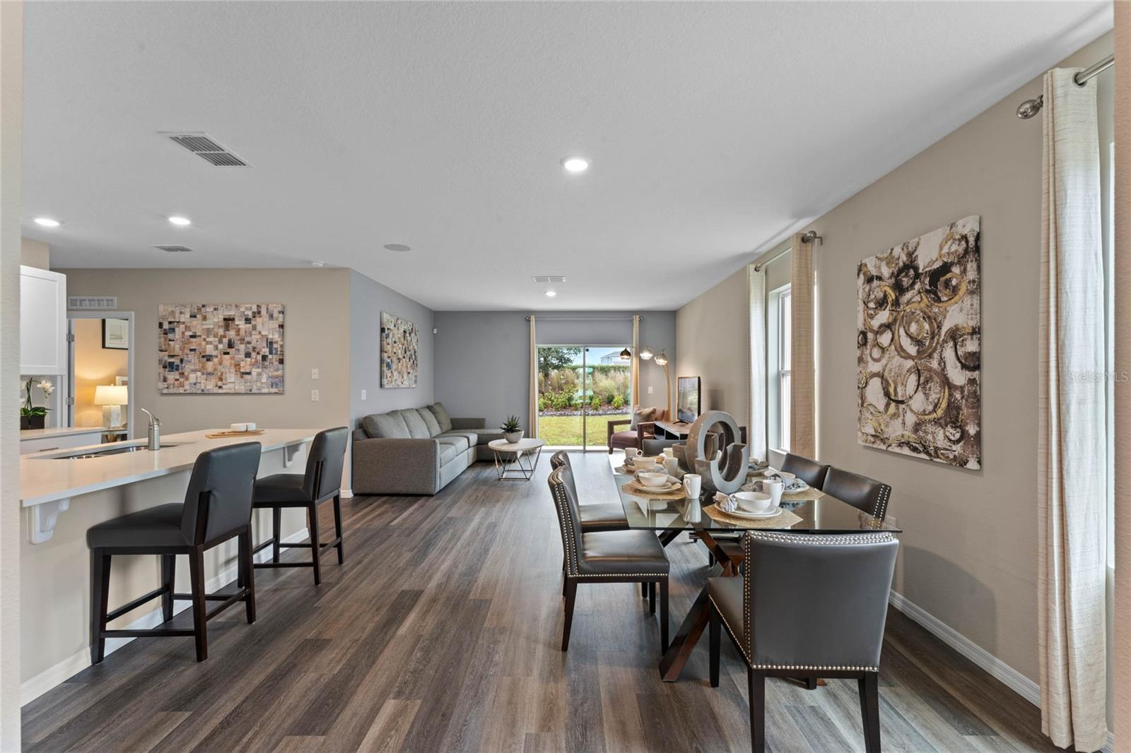 Image 4 of 37 For 2311 Ashwood Bluff Drive