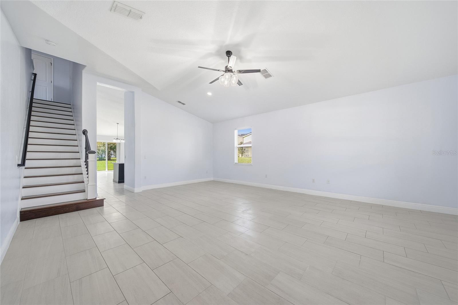 Image 10 of 36 For 14512 Bahama Swallow Boulevard