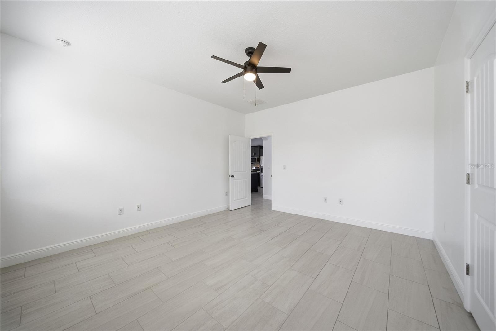 Image 31 of 36 For 14512 Bahama Swallow Boulevard