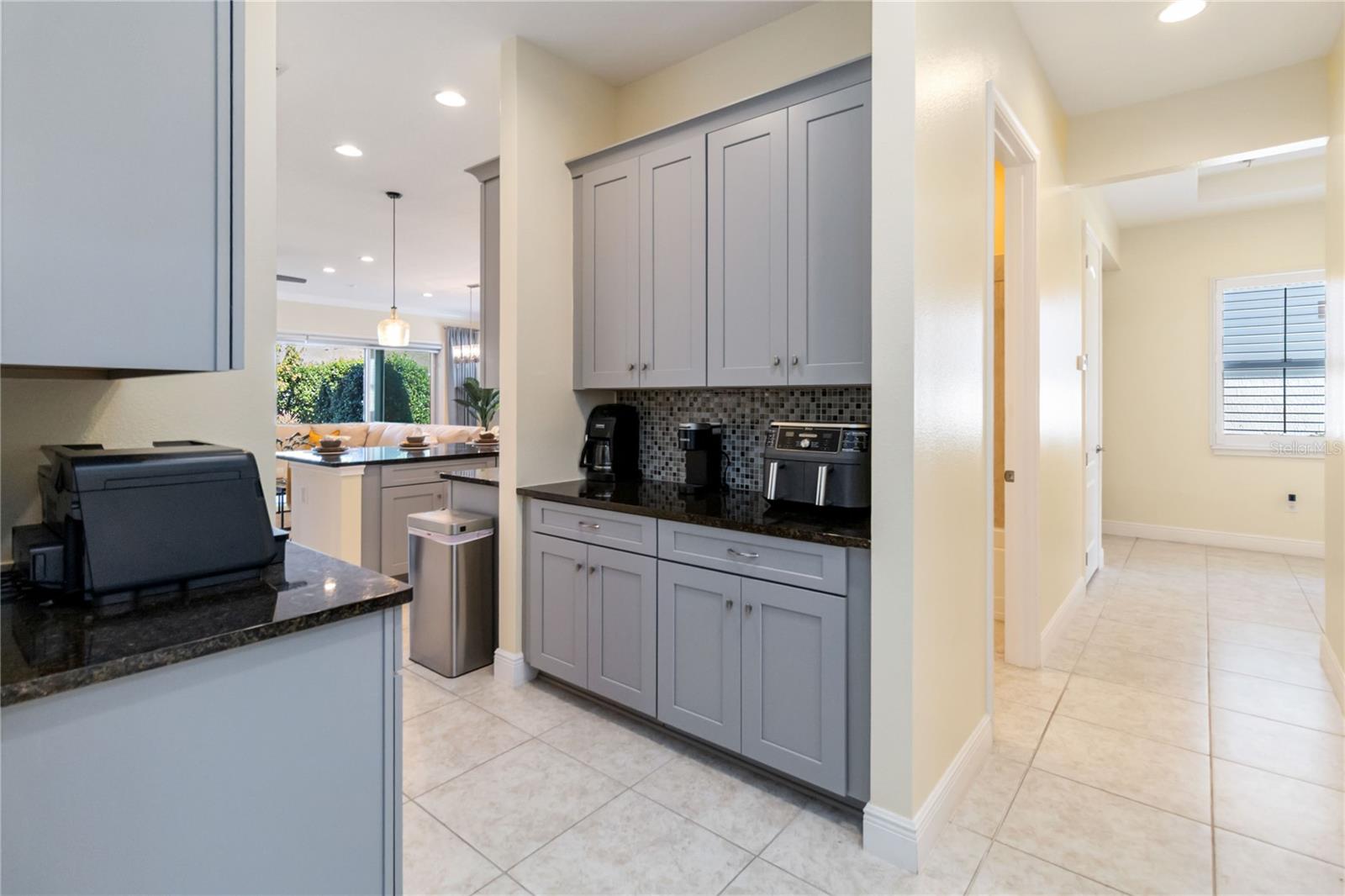 Image 12 of 26 For 4909 Fountainwood Drive