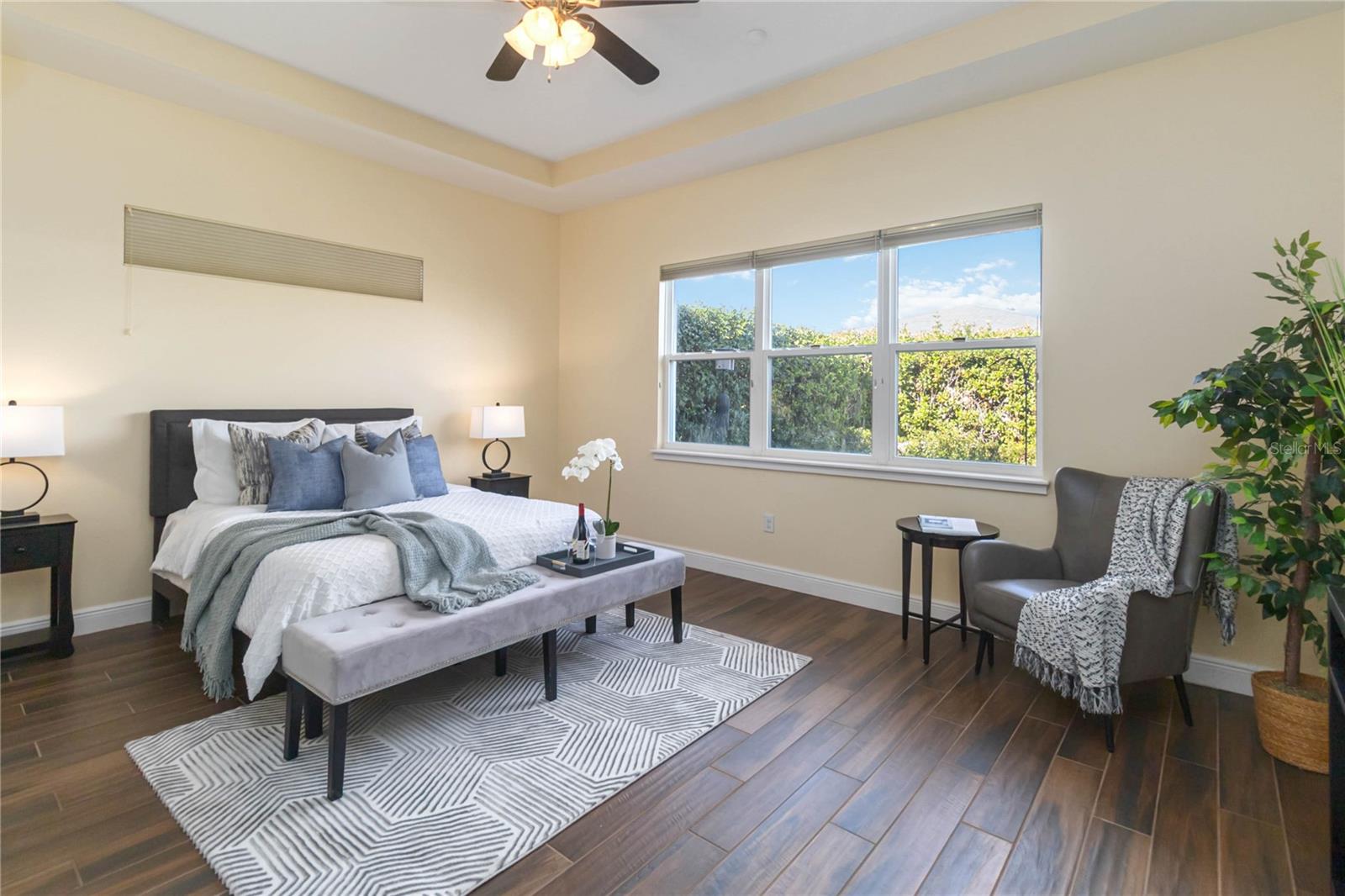 Image 15 of 26 For 4909 Fountainwood Drive