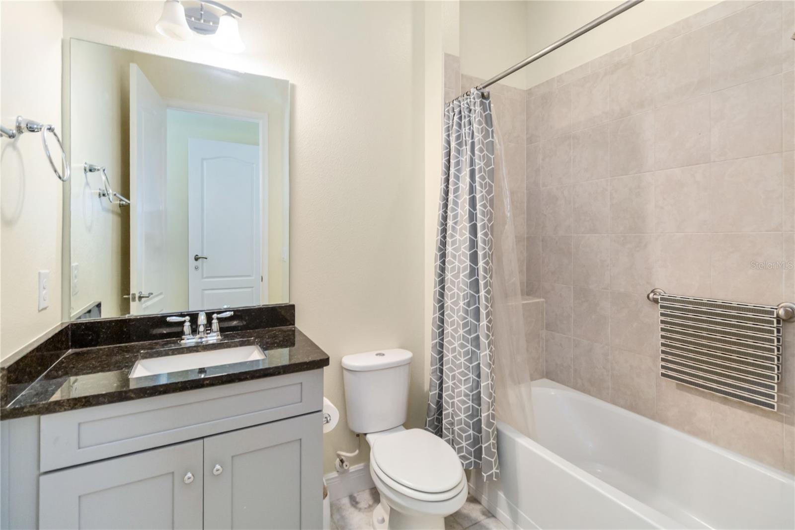 Image 19 of 26 For 4909 Fountainwood Drive