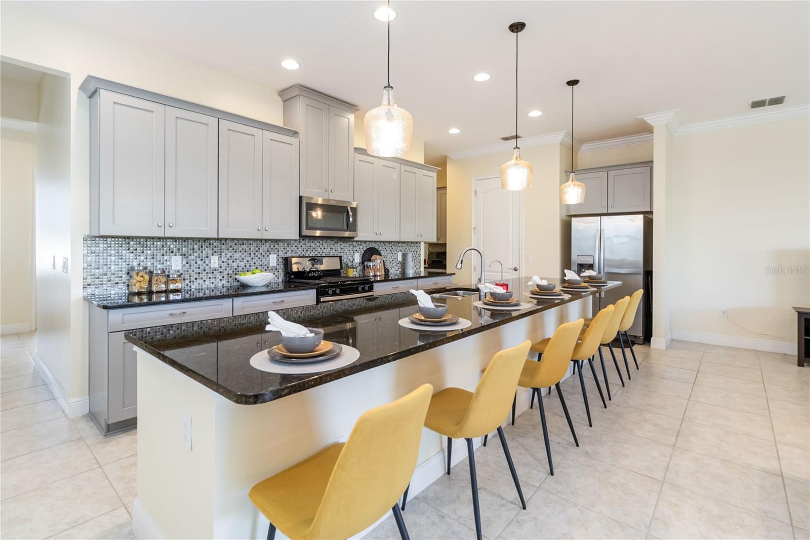 Image 9 of 26 For 4909 Fountainwood Drive