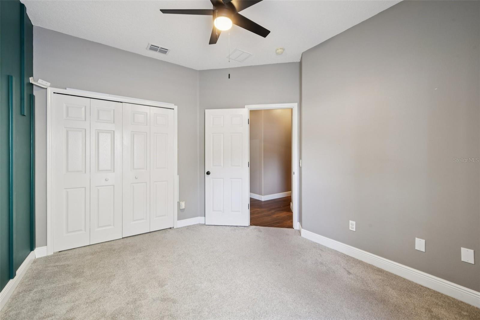 Image 28 of 43 For 8315 Lake Amhurst Trail