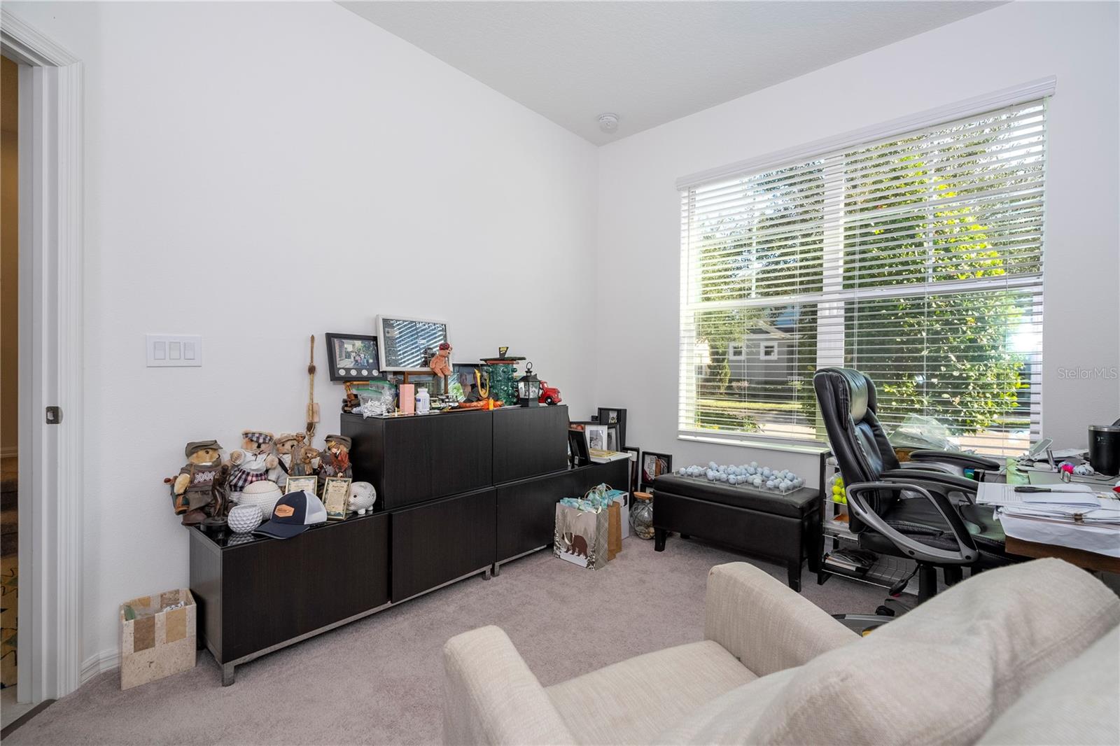 Image 15 of 43 For 8166 Mosaic Lane